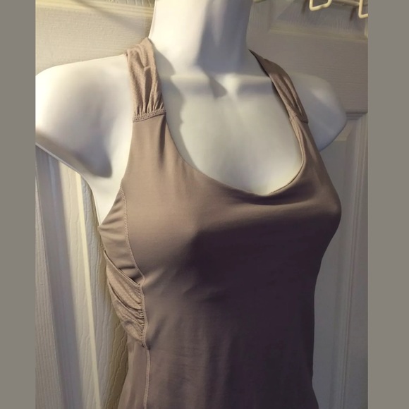 LULULEMON Cool Breeze Tank Top Shirt Built In Bra - Picture 3 of 8